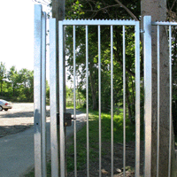 gates without horizontal bars to provide better security
